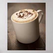 Uma caneca de café do Cappuccino cobriu com derret Posters