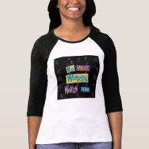 Uma mulher maravilhosa maluco selvagem está AQUI Tshirts