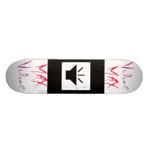 volume, volume, volume, max, max, ruidosamente skates personalizados