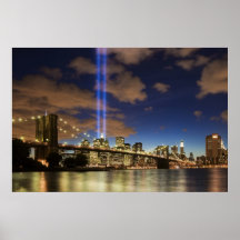 WTC ilumina a ponte de Brooklyn Posteres