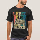 Pesquisar por 48 roupa do aniversário camisetas Jogador