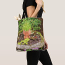 Pesquisar por flores do jardim bolsas tote Daughter
