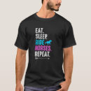 Pesquisar por montar cavalos camisetas Equestre