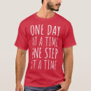 Pesquisar por um dia de cada vez camisetas Engraçado