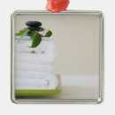 Pesquisar por pilhas ornamentos Branco