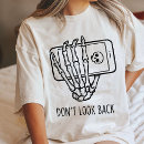 Pesquisar por mão de esqueleto camisetas Gótico