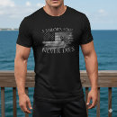 Pesquisar por bandeira de pirata camisetas For him