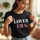 Pesquisar por rosa vermelha romântica camisetas Girlfriend