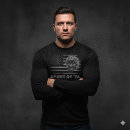 Pesquisar por caveira com roupas For him