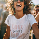 Pesquisar por rosa camisetas Poder feminino