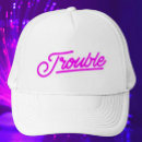 Pesquisar por mulher rosa bones Qualquer pessoa