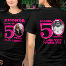 Pesquisar por aniversário cor de rosa camisetas Cinquenta