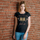 Pesquisar por da sala camisetas For her