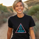 Pesquisar por triângulo rosa camisetas Legal