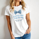 Pesquisar por água azul clara camisetas Chá de fraldas