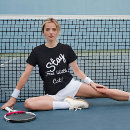 Pesquisar por o gato preto camisetas Para ela