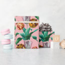 Pesquisar por tulipa de papel de presente Flores