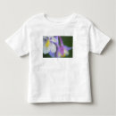 Pesquisar por aquilégia camisetas Flor