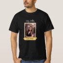 Pesquisar por preto com dourado camisetas Mais velho