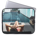 Pesquisar por piscina laptop sleeves Pessoas