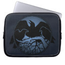 Pesquisar por corvo laptop sleeves Arte
