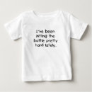 Pesquisar por garrafa de bebê camisetas Humor