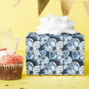 Pesquisar por fundo preto flores papel de presente Azul
