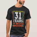 Pesquisar por aniversário 31 anos camisetas Retrô
