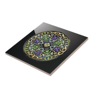 [100] Cruz Celta [Dourada com Enamel Negro]
