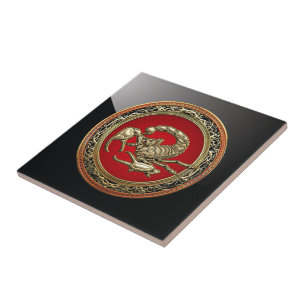 [100] Escorpião de Ouro Sagrado em Vermelho