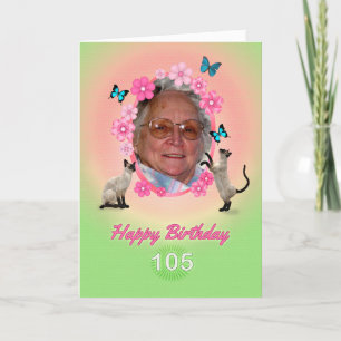 105.o cartão com fotos com gatos e borboletas,