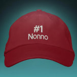 #1 Nonno - adicione o nome Boné de Beisebol Perso<br><div class="desc">#1 Design de texto Nonno em italiano Celebre seu Nonno com este boné ajustável básico #1 Nonno elegante - Mostre a ele que ele é o melhor com este presente atencioso e prático, perfeito para qualquer ocasião. O design bordado adiciona um toque de alta qualidade, enquanto o boné garante um...</div>