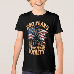 250 Anos de Lealdade Inabalável Doberman