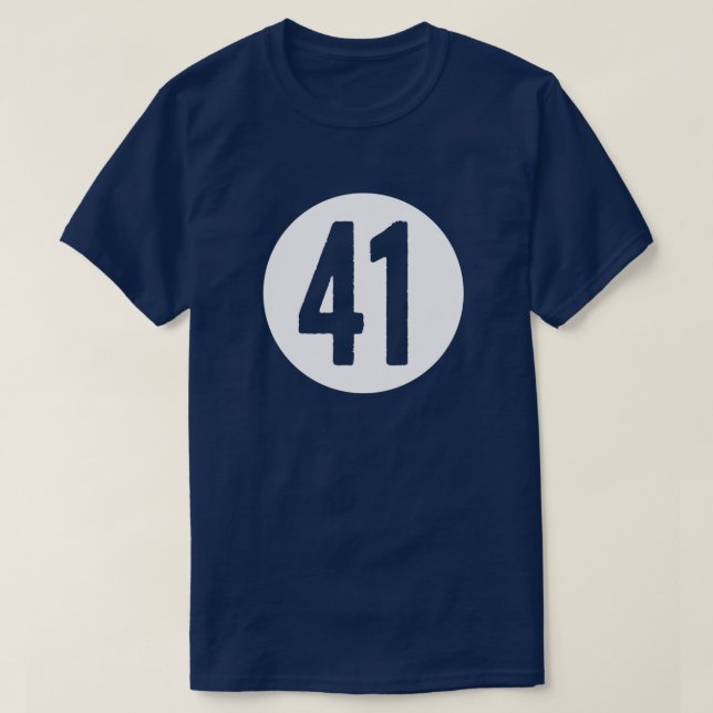 #41 em uma camiseta Circle (Frente do Design)