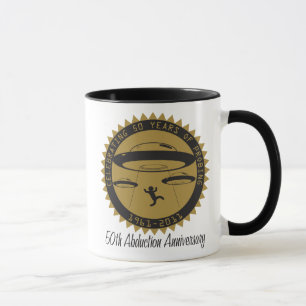50th Caneca do vidro do aniversário da abducção