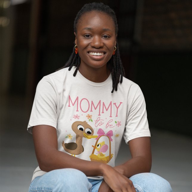 5 Patos Pequenos | Mamãe A Ser - Rapariga (Woman wearing t-shirt)