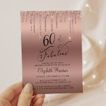 60º Convite Dourado à Festa de aniversário de Rosa<br><div class="desc">Elegante,  chic e econômico 60º convite de aniversário com "60 & Fabuloso" escrito em um script de na moda contra um fundo de rosa dourado,  com brilho falho de rosa dourado a partir do topo. Você pode personalizar com o nome dela e os detalhes da festa.</div>