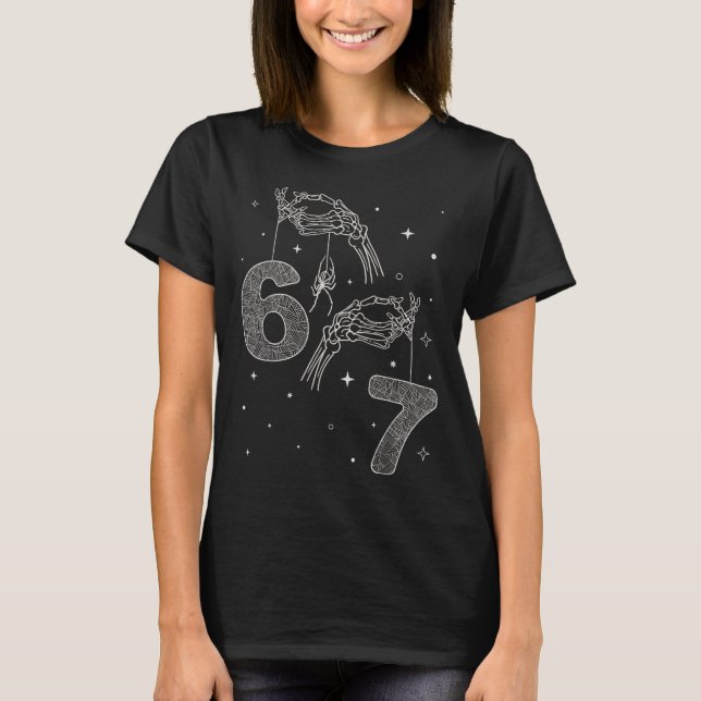 67 Mão de Esqueleto de Meme Engraçado Camiseta de  (Frente)