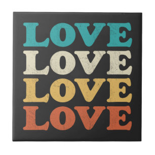 70s Love Retro Distress Repeat Type (Repetição com