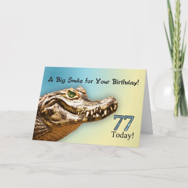 77th Cartão de aniversário com um jacaré de (Frente)
