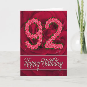 92.o cartão de aniversário com rosas e folhas