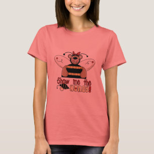 A abelha mostra-me o camiseta e os presentes do