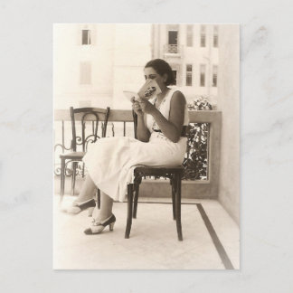 A alegria de ler o cartão postal