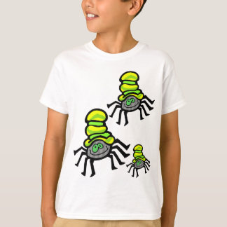 A aranha assustador caçoa a camisa do Dia das