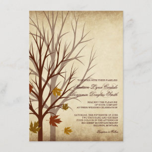 A árvore da queda mostra em silhueta convites do