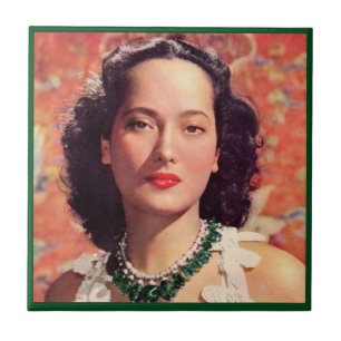 a bela Merle Oberon