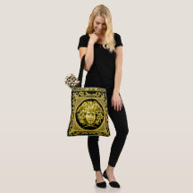 A Bolsa Tote Medusa Dourada