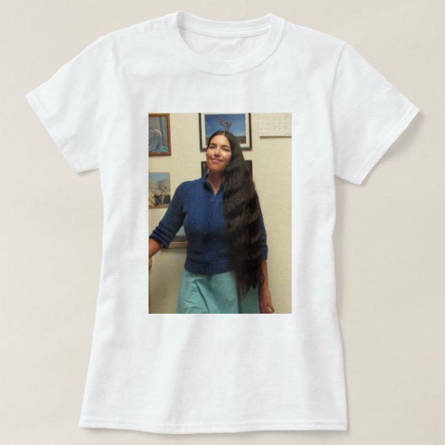 A camisa de cabelo da senhora Com Brown escuro (Frente do Design)