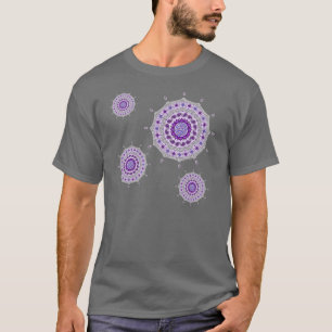 A camisa escura dos homens da prata da fantasia de