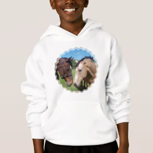 A camisola romance do miúdo do cavalo